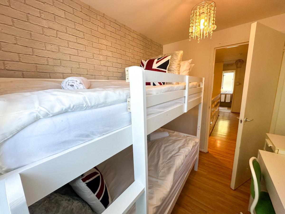 36 O'Leary Square Apartment Лондон Екстериор снимка