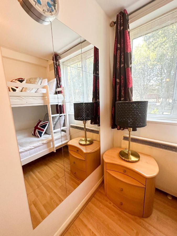 36 O'Leary Square Apartment Лондон Екстериор снимка