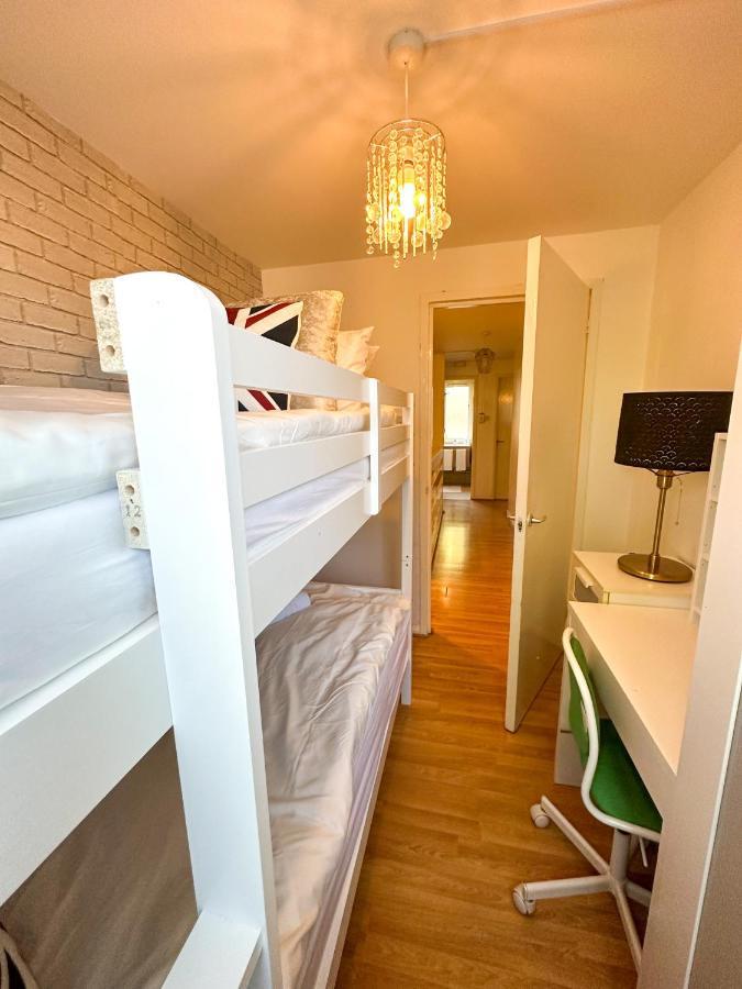 36 O'Leary Square Apartment Лондон Екстериор снимка