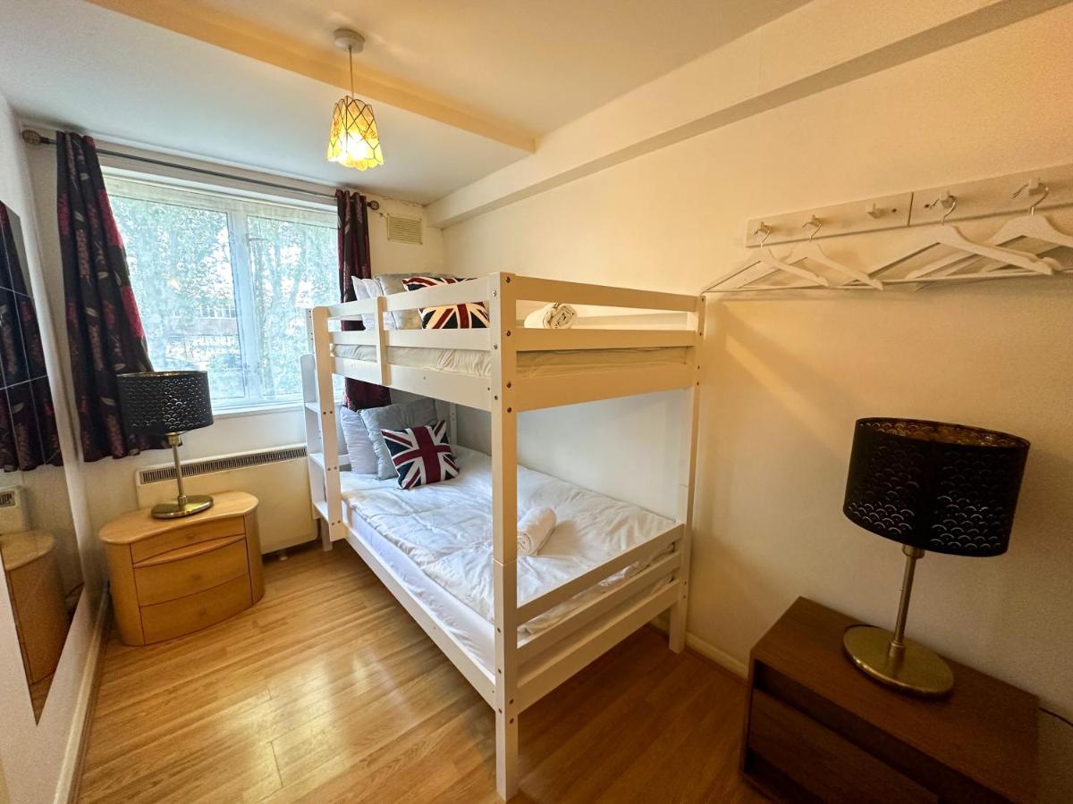 36 O'Leary Square Apartment Лондон Екстериор снимка