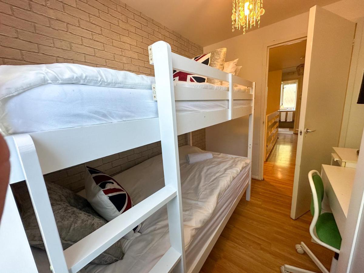 36 O'Leary Square Apartment Лондон Екстериор снимка