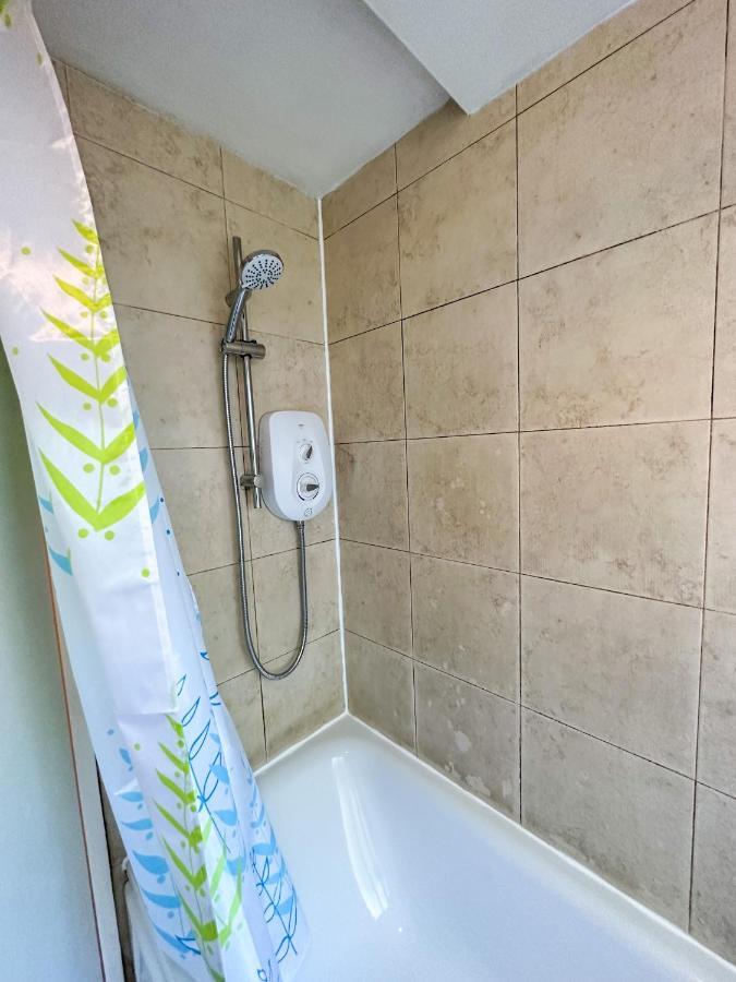 36 O'Leary Square Apartment Лондон Екстериор снимка